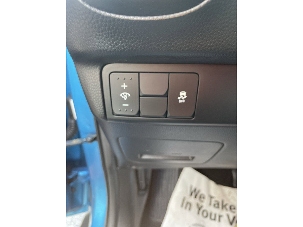 Used 2016 Kia Soul + w/ Designer's Package image 13