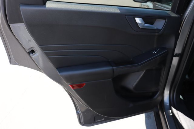 Used 2023 Ford Escape ST-Line FWD image 12