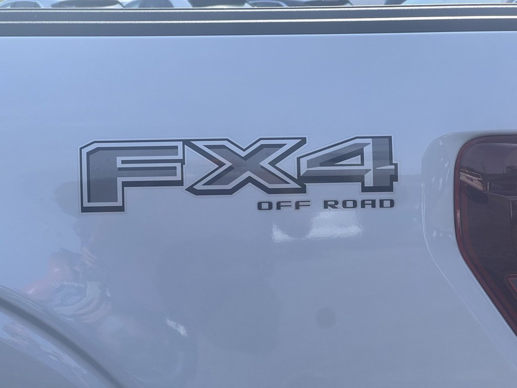 New 2025 Ford F150 Lariat w/ Equipment Group 501A Mid image 14