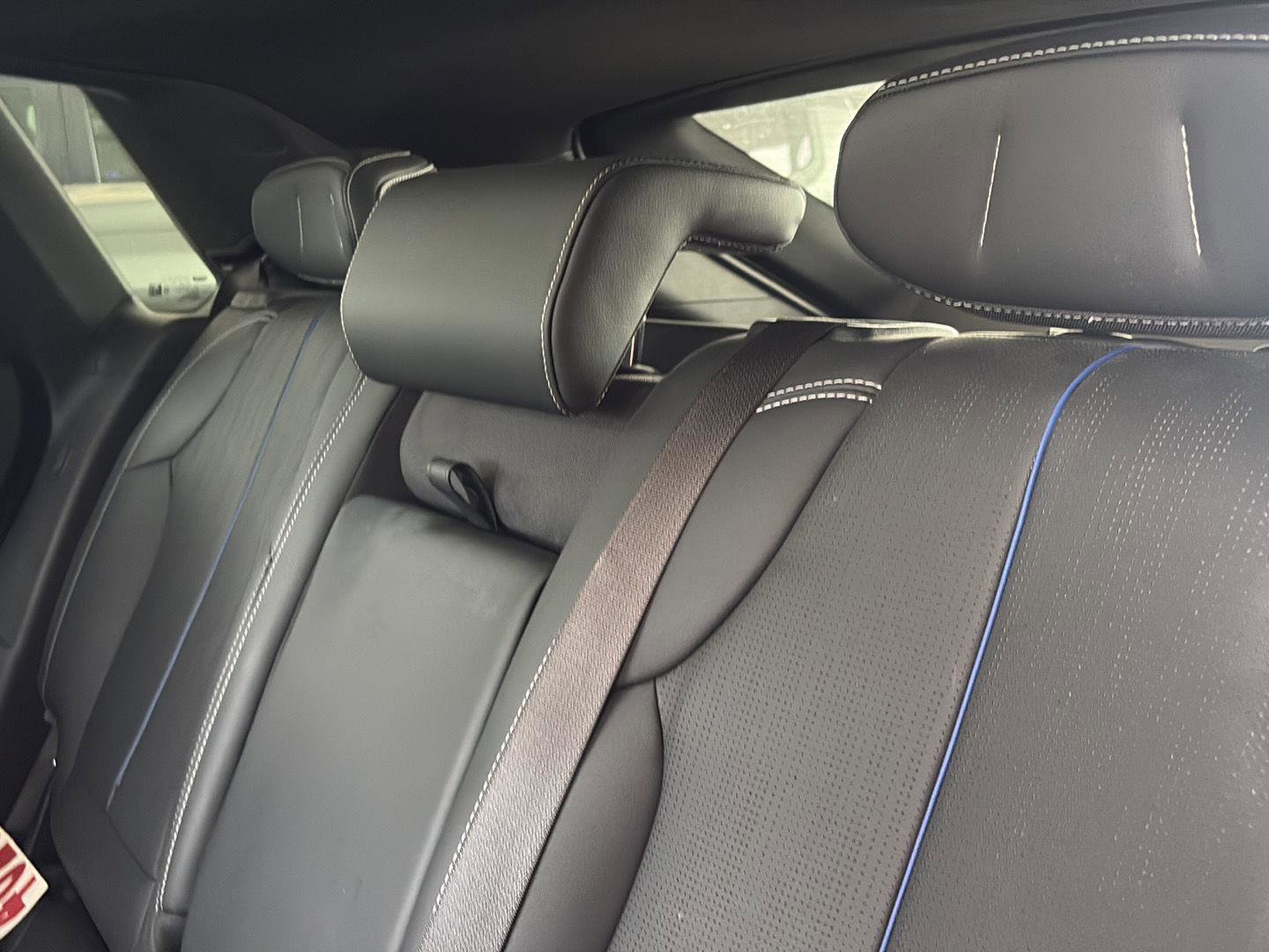 Used 2024 Cadillac Lyriq Sport image 25