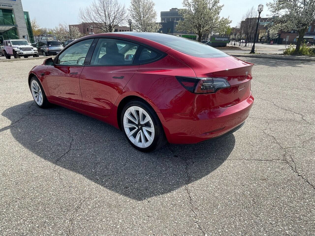 Used 2021 Tesla Model 3 Standard Range Plus image 6