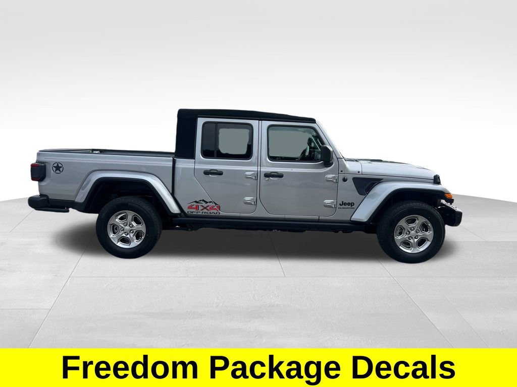 Used 2021 Jeep Gladiator Sport image 7
