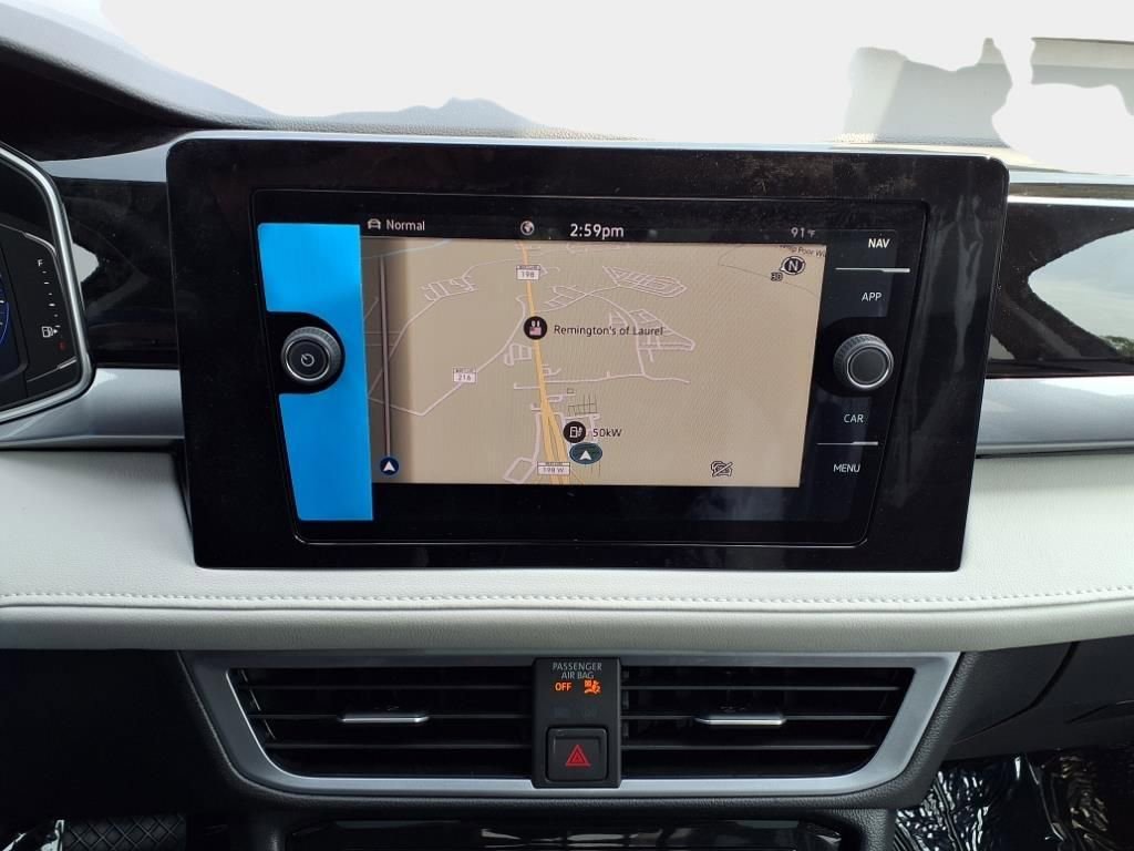 New 2025 Volkswagen Taos SEL image 19