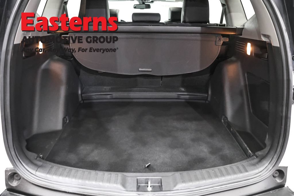 Used 2022 Honda CR-V Touring image 9