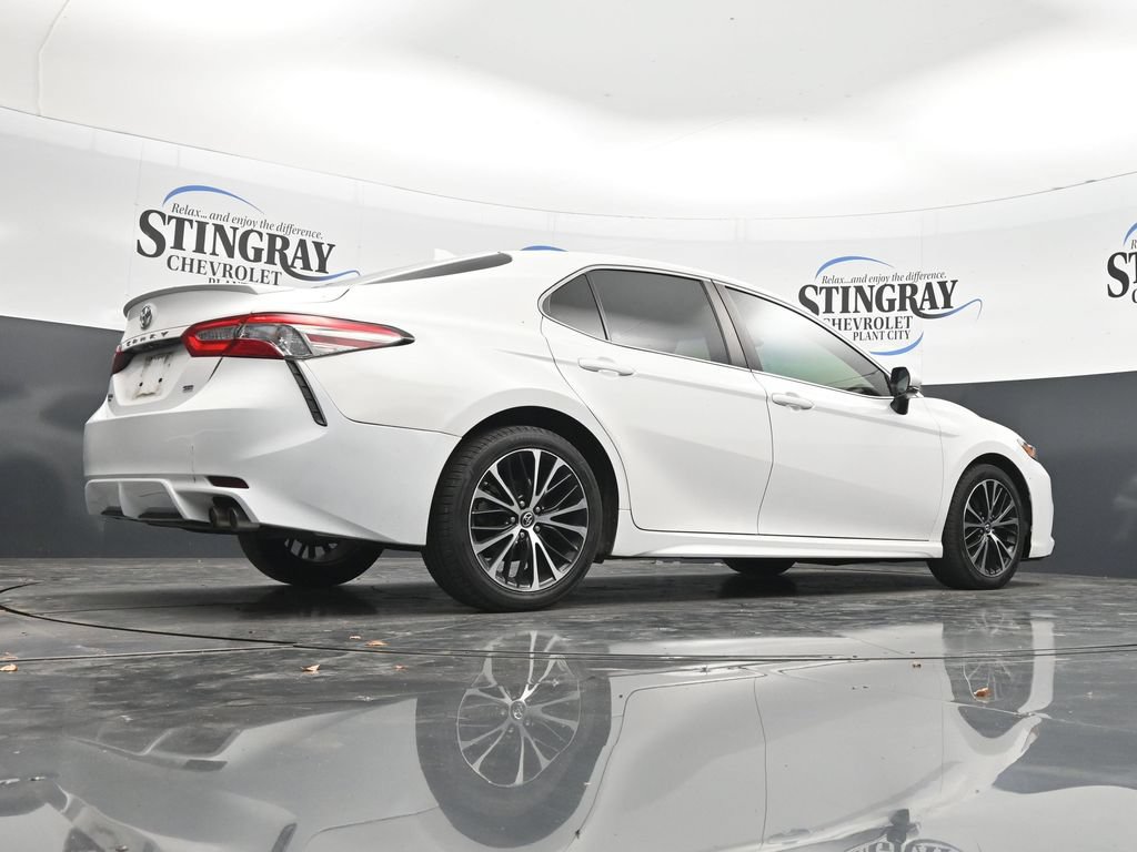 Used 2019 Toyota Camry SE w/ Audio Package FWD image 32