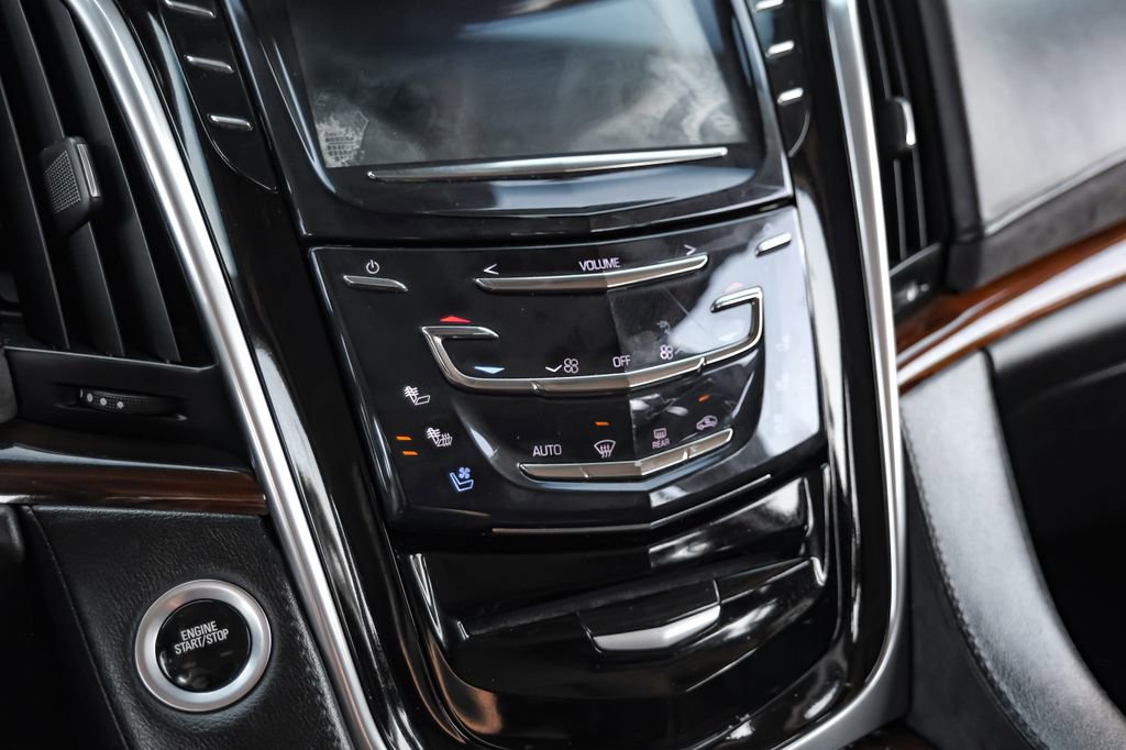 Used 2018 Cadillac Escalade Luxury RWD image 24