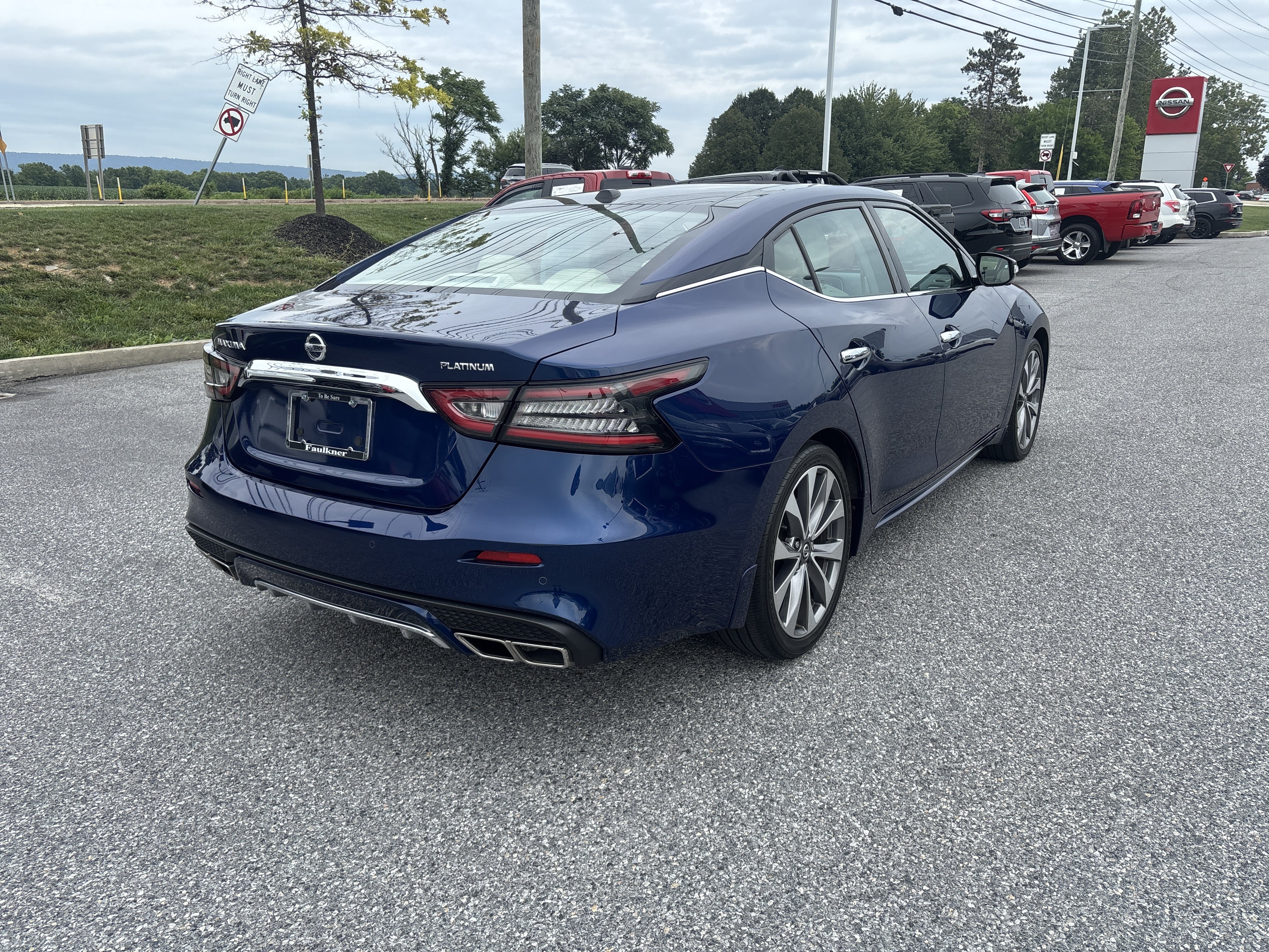 Used 2021 Nissan Maxima Platinum w/ Sport Mat Group FWD image 27