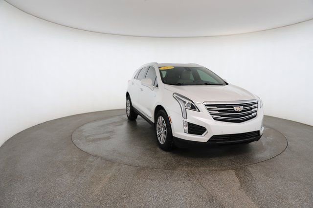 Used 2017 Cadillac XT5 Luxury w/ Driver Awareness Package image 28