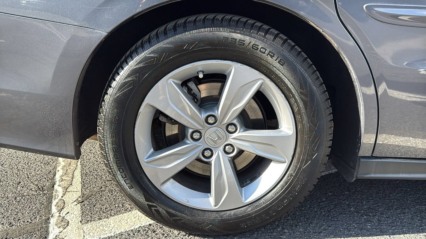 Used 2018 Honda Odyssey EX image 13