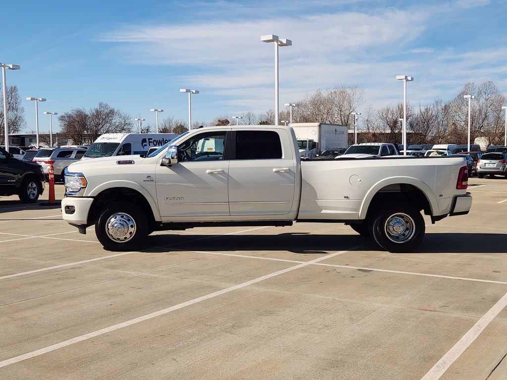 Used 2024 RAM 3500 Limited image 4