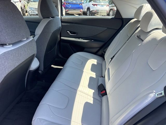Certified 2023 Hyundai Elantra Limited w/ Cargo Package FWD image 24