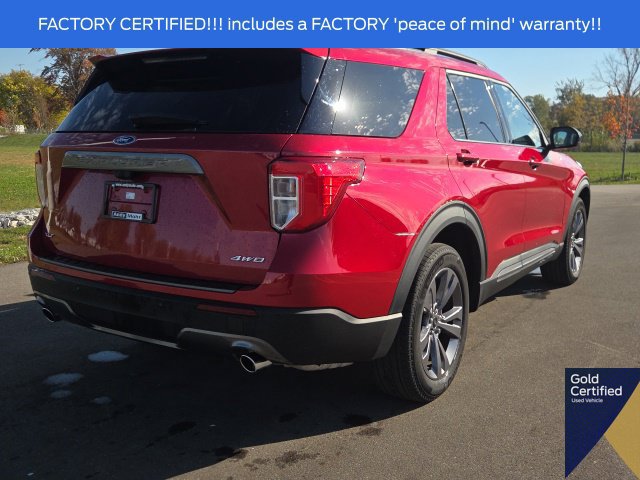 Used 2024 Ford Explorer XLT w/ Equipment Group 202A AWD/4WD image 9