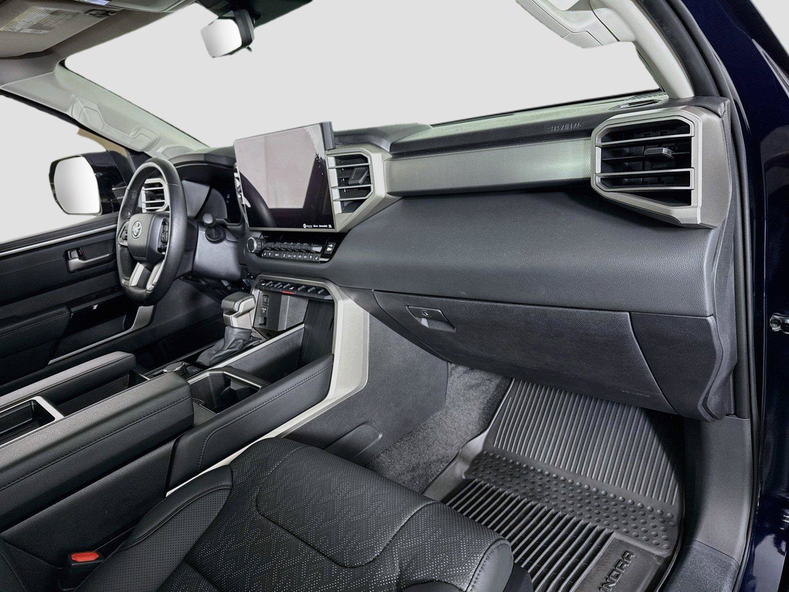 Used 2024 Toyota Tundra Limited AWD/4WD image 20