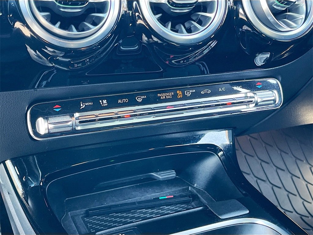 Used 2024 Mercedes-Benz CLA 35 AMG 4MATIC image 12