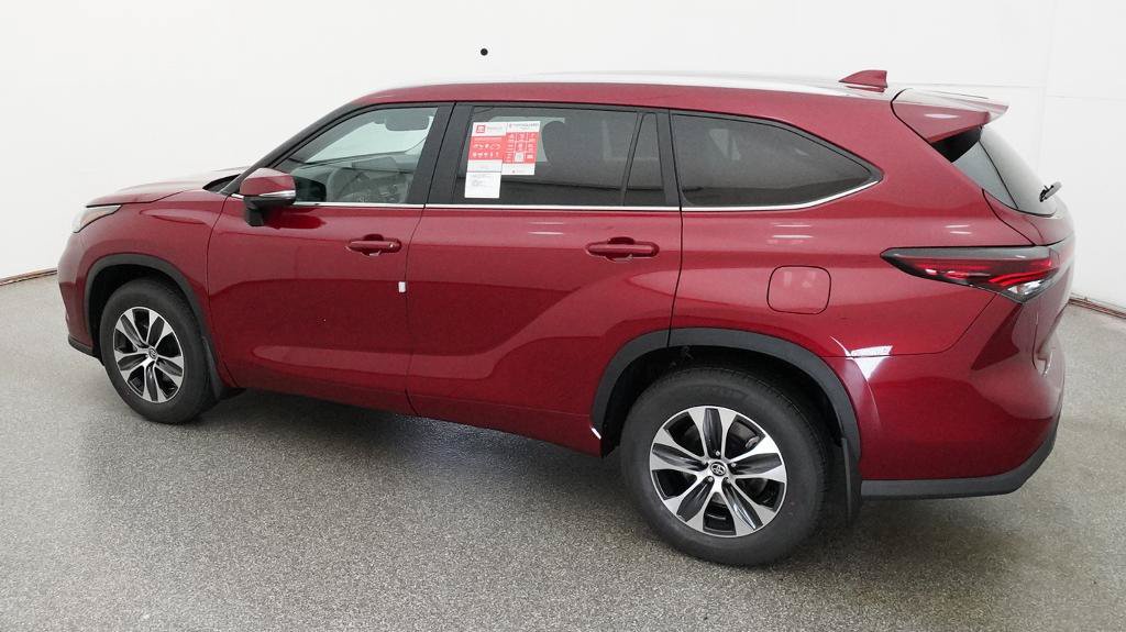 New 2026 Toyota Highlander XLE AWD/4WD image 23