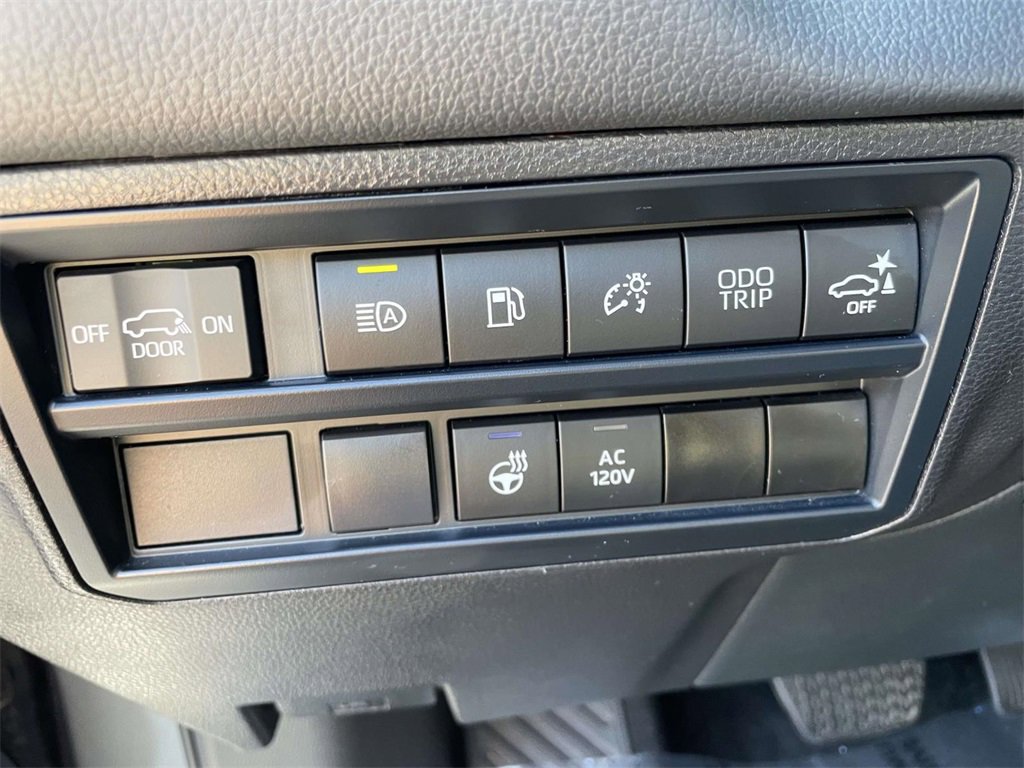 Used 2024 Toyota Sequoia Limited image 19