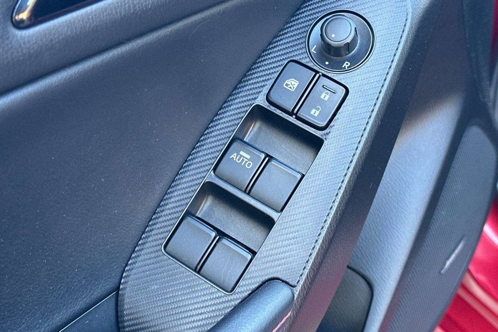 Used 2016 MAZDA MAZDA3 i Grand Touring image 13