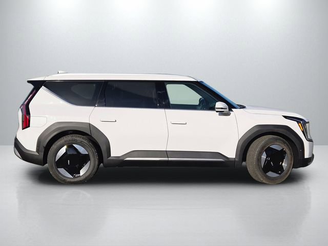 New 2026 Kia EV9 Wind image 4
