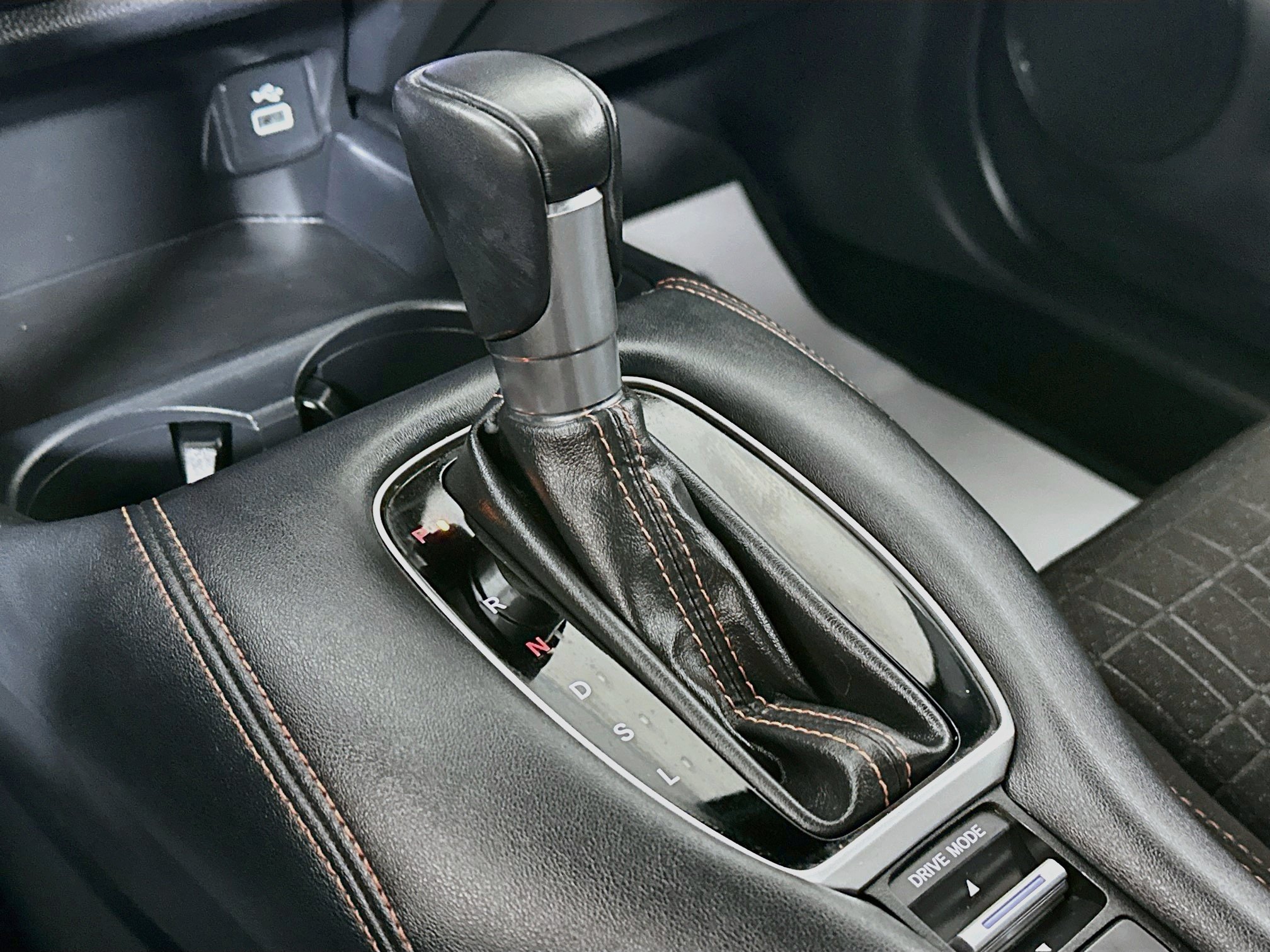 Used 2024 Honda HR-V Sport image 16