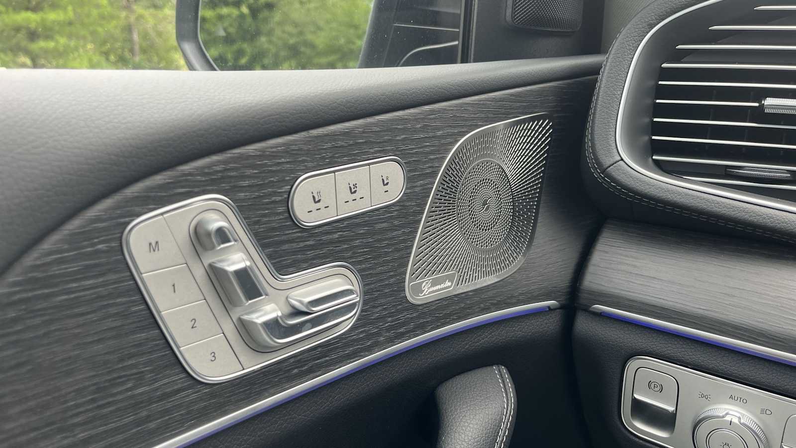 New 2026 Mercedes-Benz GLS 450 4MATIC image 46