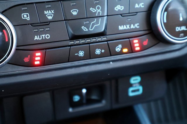 Used 2024 Ford Maverick Lariat image 7