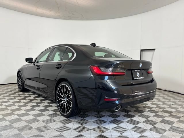 Used 2019 BMW 330i xDrive Sedan w/ Convenience Package AWD/4WD image 5