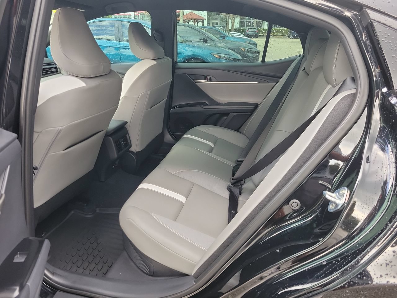 Used 2026 Toyota Camry SE FWD image 11