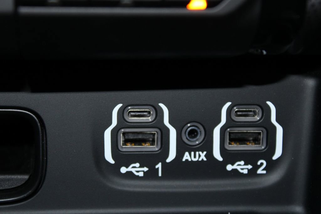 Used 2024 RAM 2500 Limited image 56