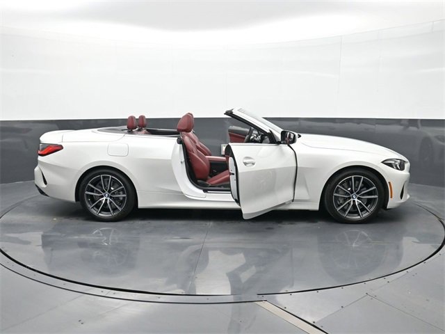 Used 2025 BMW 430i Convertible image 31