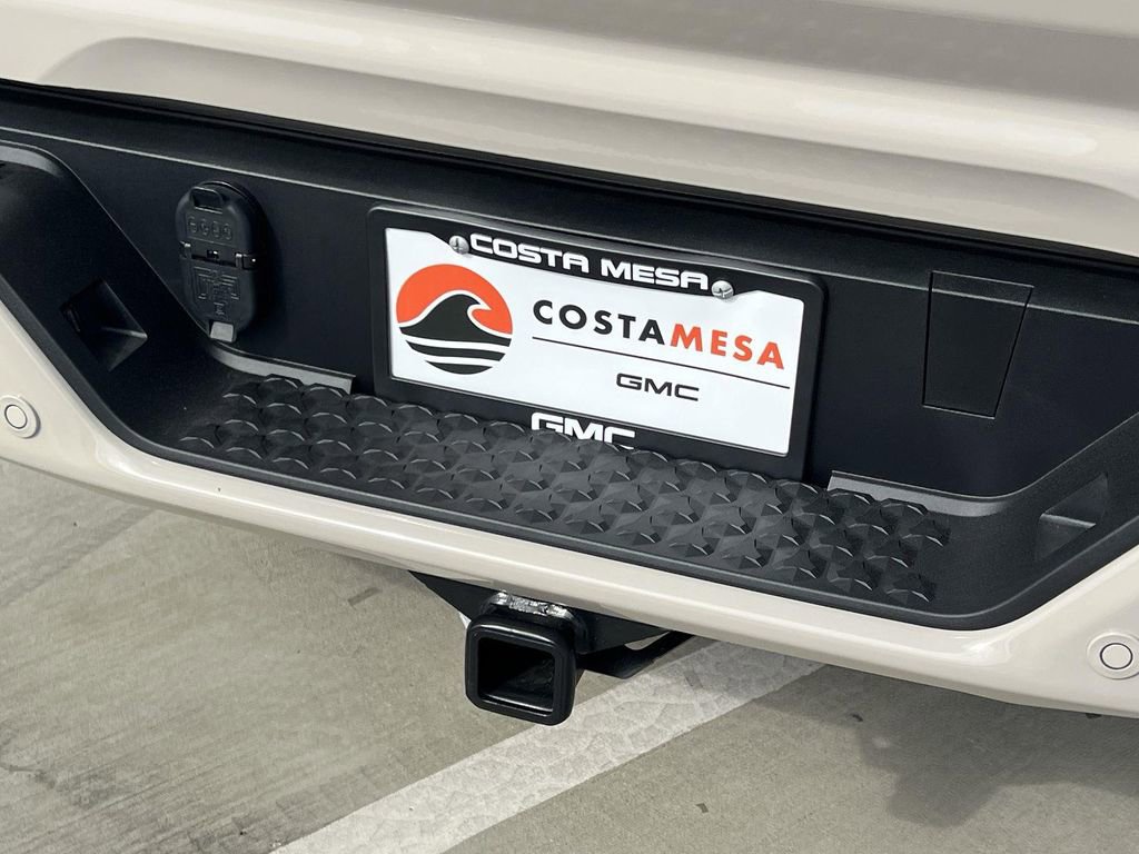 New 2026 GMC Canyon Elevation image 28