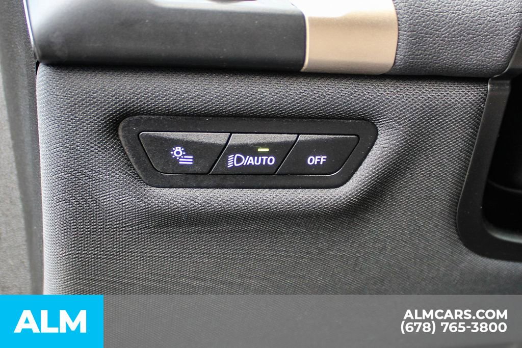 Used 2023 BMW iX xDrive50 w/ Convenience Package image 32