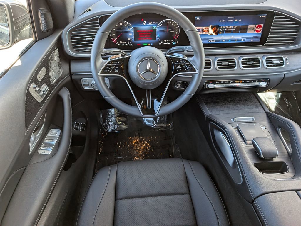 Used 2025 Mercedes-Benz GLE 450e 4MATIC image 27