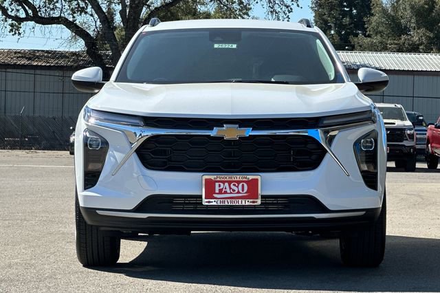 New 2026 Chevrolet Trax LT w/ Driver Confidence Package image 12