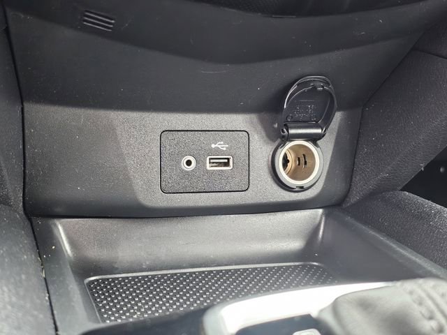 Used 2021 Nissan Rogue Sport S image 19