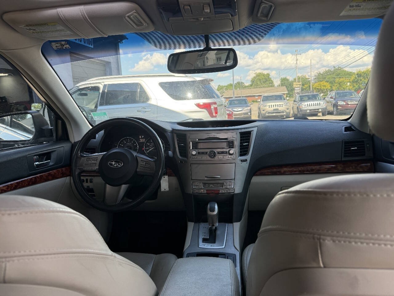Used 2011 Subaru Outback 2.5i Limited w/ PWR Moonroof Pkg AWD/4WD image 24