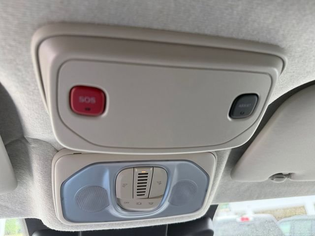 Used 2026 RAM ProMaster 2500 w/ Convenience Group FWD image 22