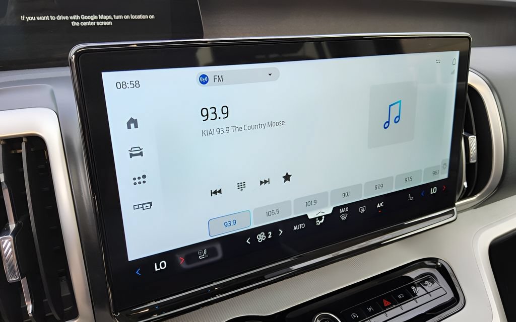 Used 2025 Ford Expedition Active AWD/4WD image 10