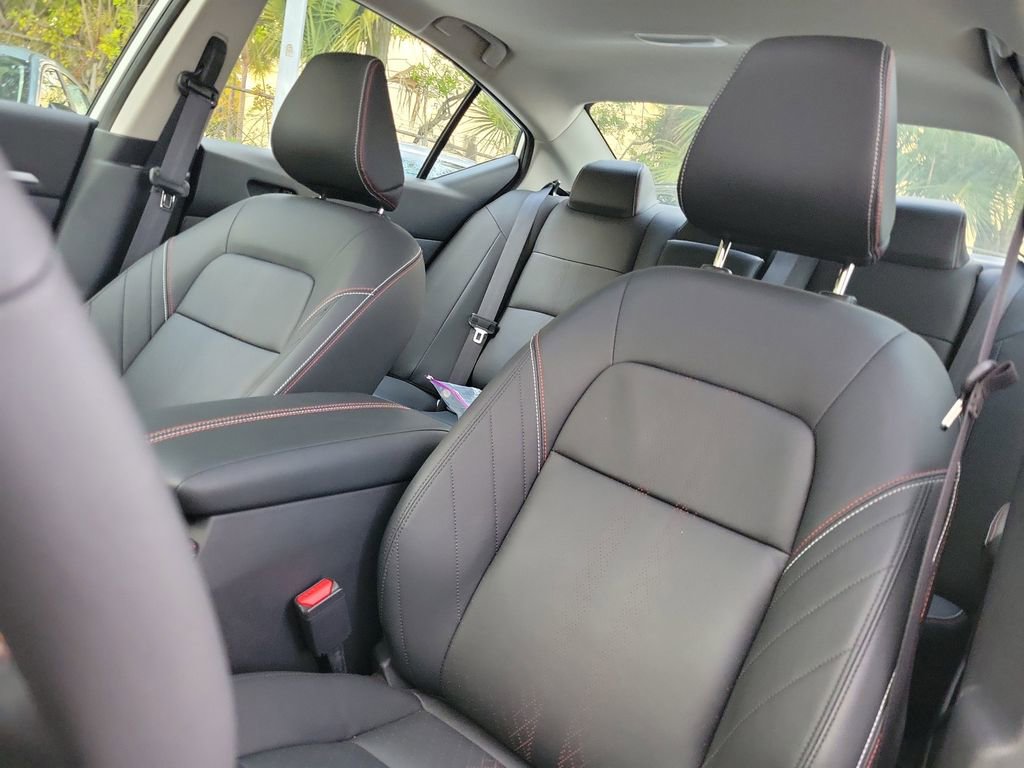 New 2025 Nissan Altima 2.5 SR w/ SR Premium Package image 25