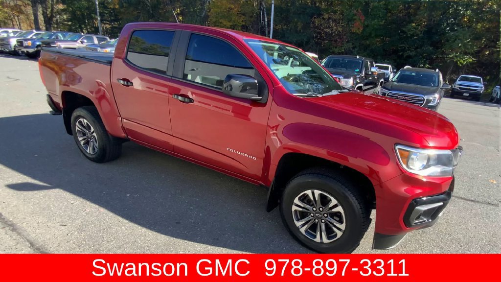 Used 2021 Chevrolet Colorado Z71 AWD/4WD image 2