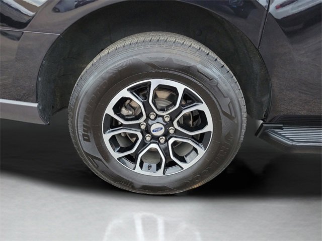 Used 2024 Ford Expedition Max XLT image 8