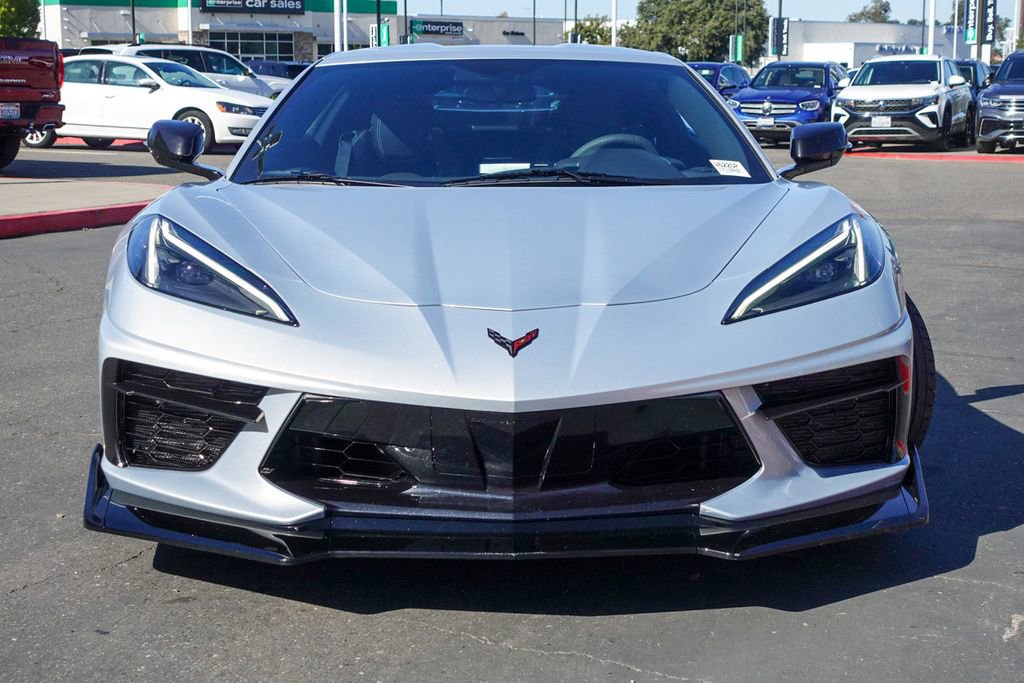 Used 2022 Chevrolet Corvette Stingray Coupe w/ Z51 Performance Package image 3
