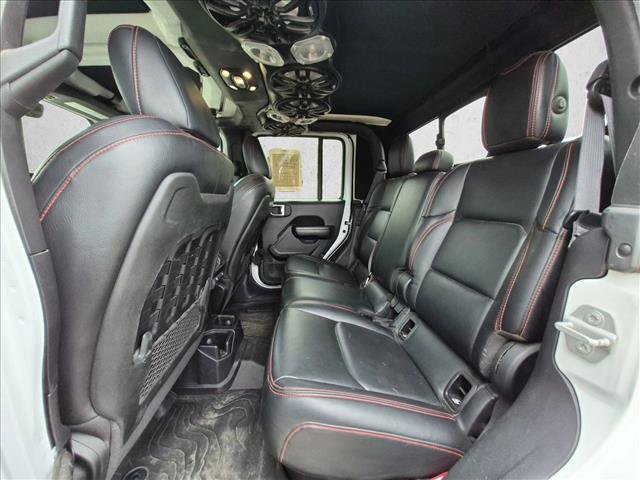 Used 2021 Jeep Gladiator Rubicon AWD/4WD image 17