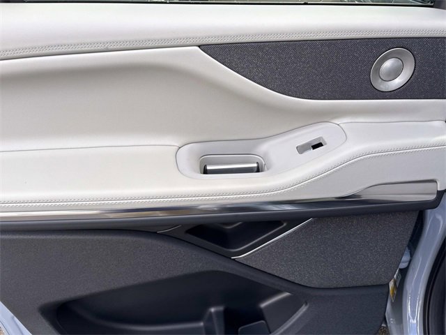 New 2025 Lincoln Navigator L Reserve image 20