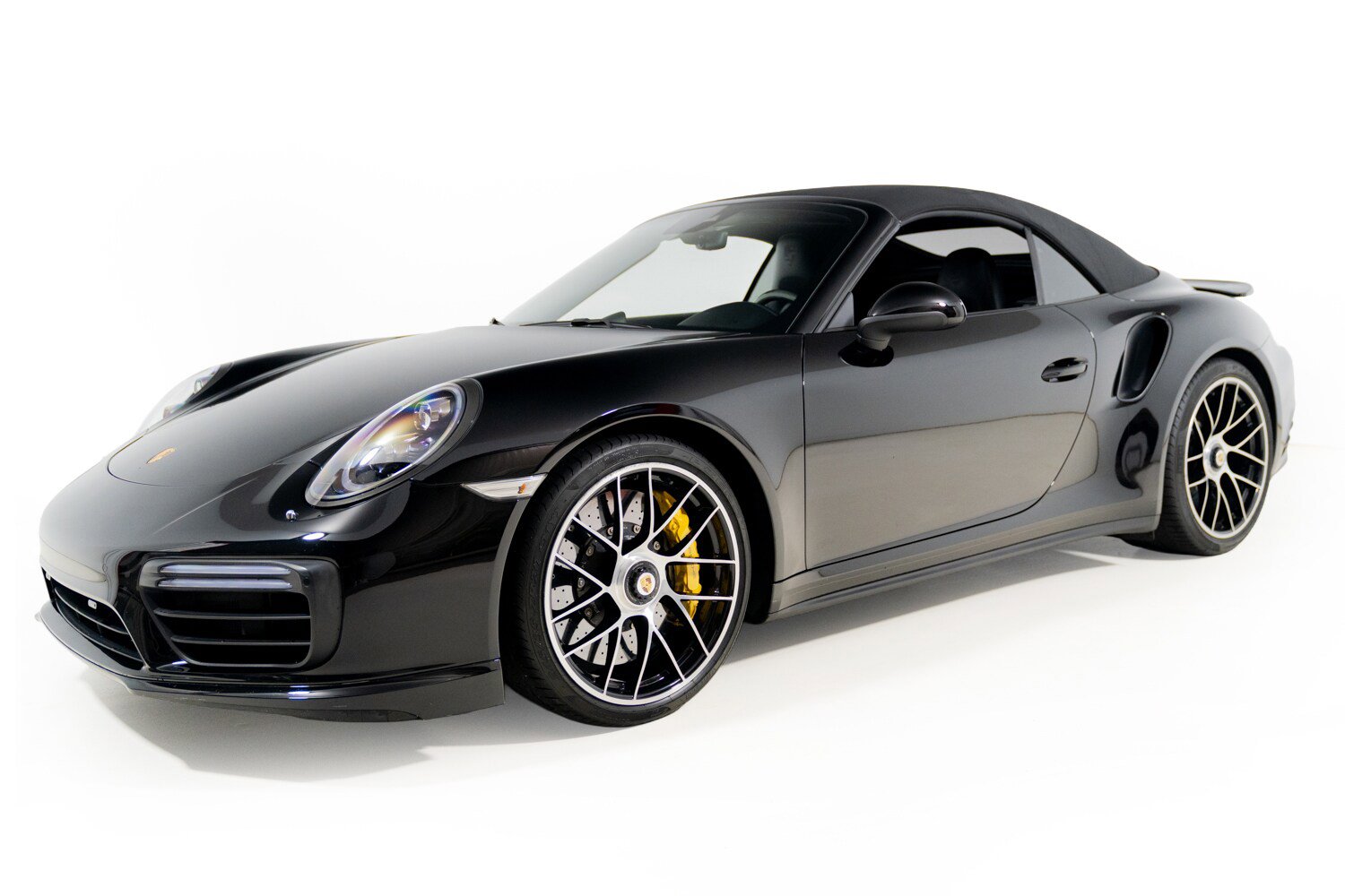Used 2017 Porsche 911 Turbo S AWD/4WD image 2