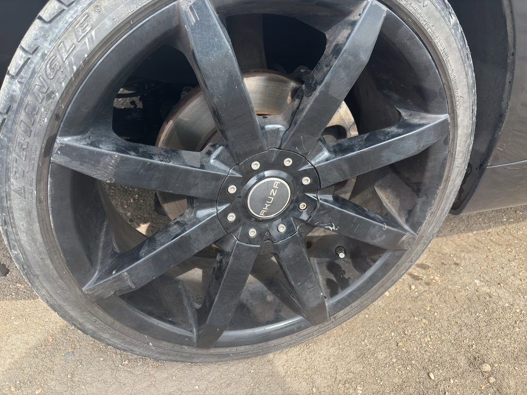 Used 2004 Cadillac CTS 3.6 w/ Preferred Equipment Group RWD image 9