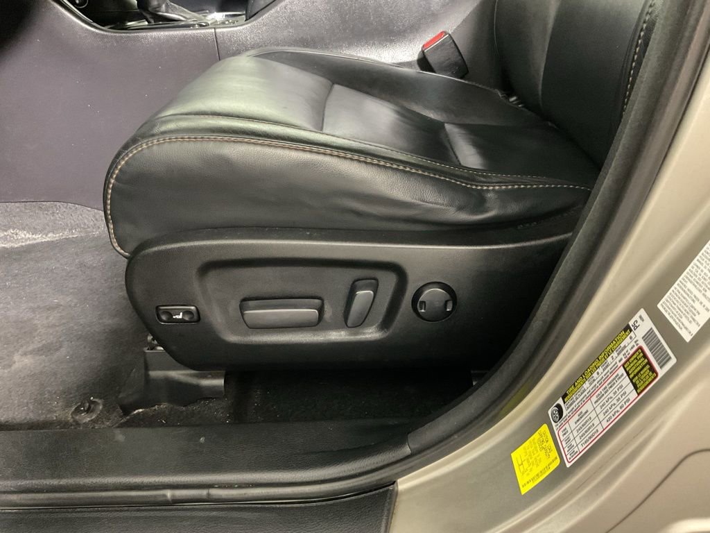 Used 2016 Toyota Highlander XLE image 20