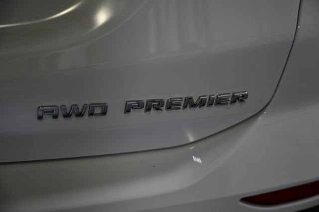 Used 2022 Chevrolet Equinox Premier image 12
