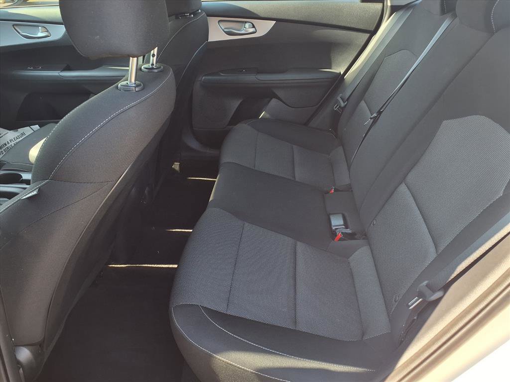 Used 2024 Kia Forte LXS image 7