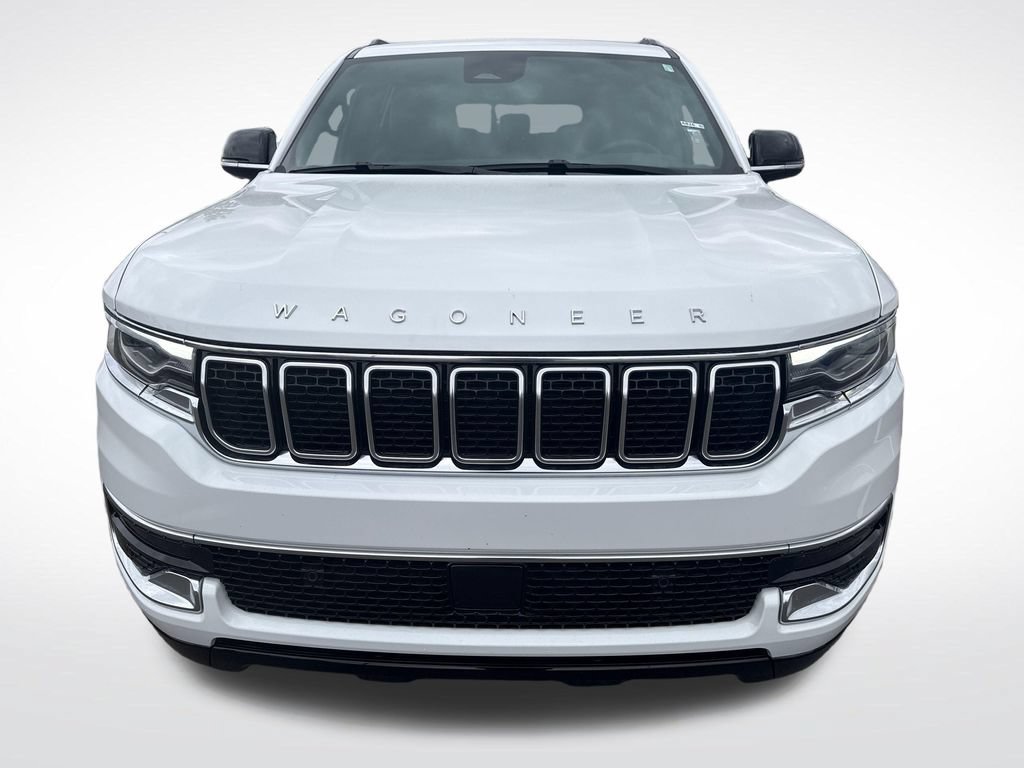 Used 2025 Jeep Wagoneer 4WD image 10