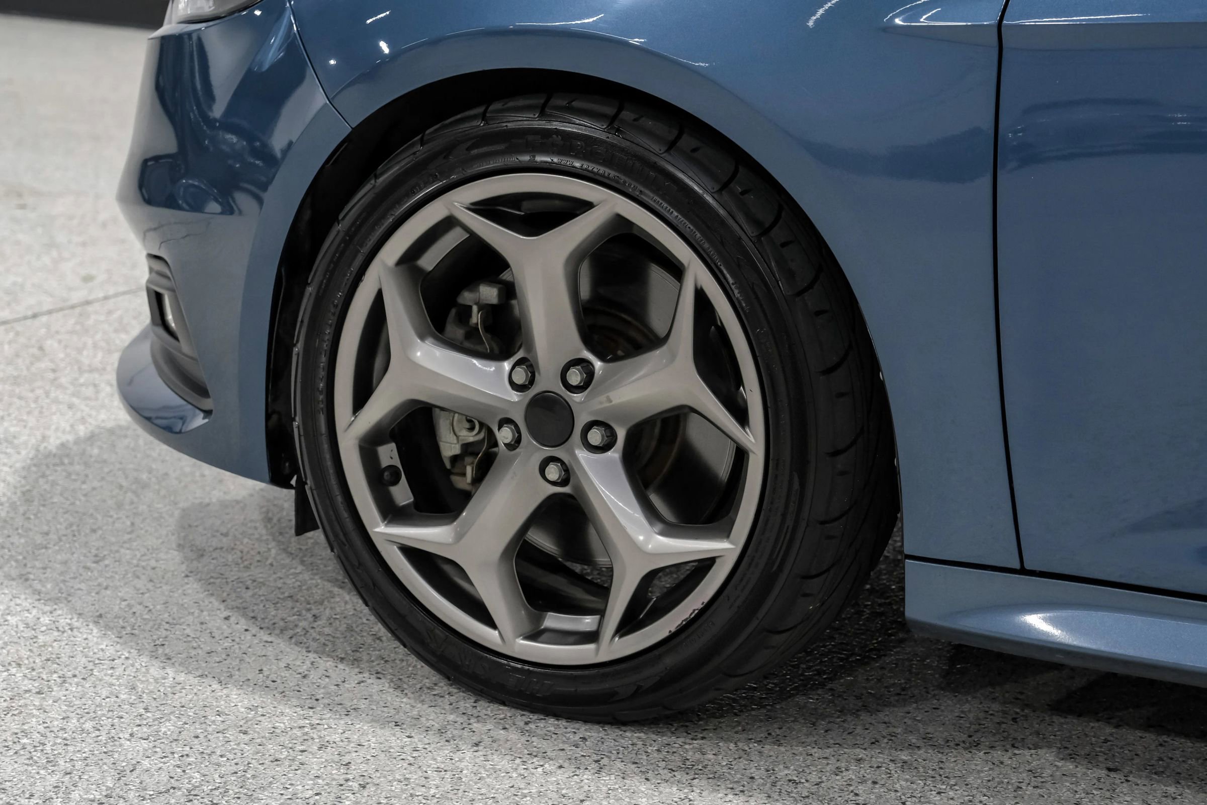 Used 2018 Ford Focus ST FWD image 54